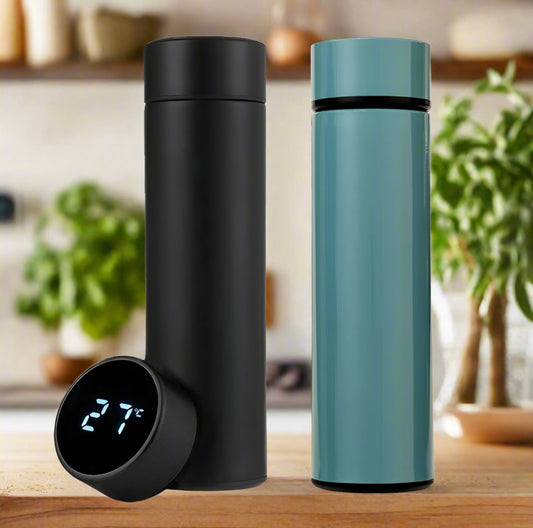 Hydration Wizard: Your Trusty Sidekick for Hot, Cold, and Totally Spill-Proof Adventures - Now with Gossiping LCD Magic!